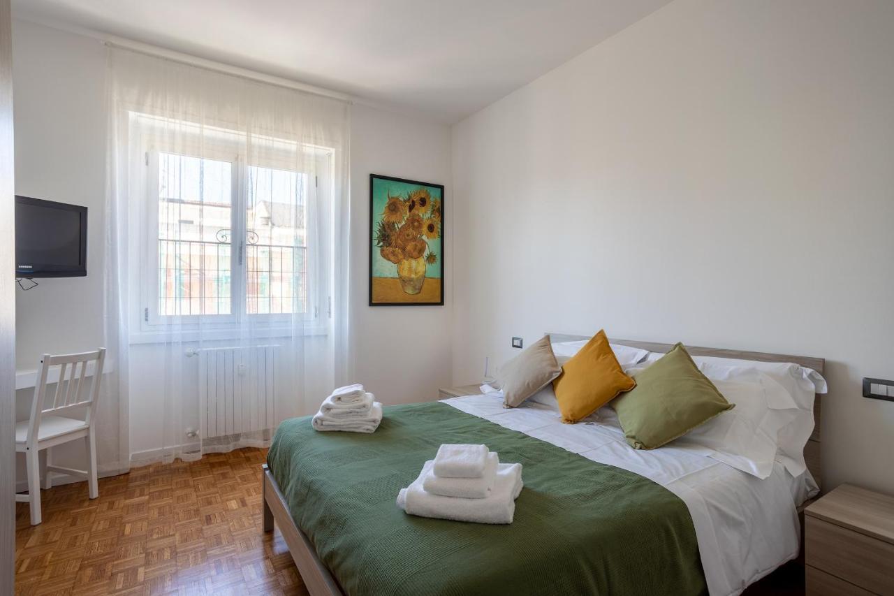 Milano City Apartments - Parking And Comfort - Spacious Apt Up To 8 Pax Kültér fotó