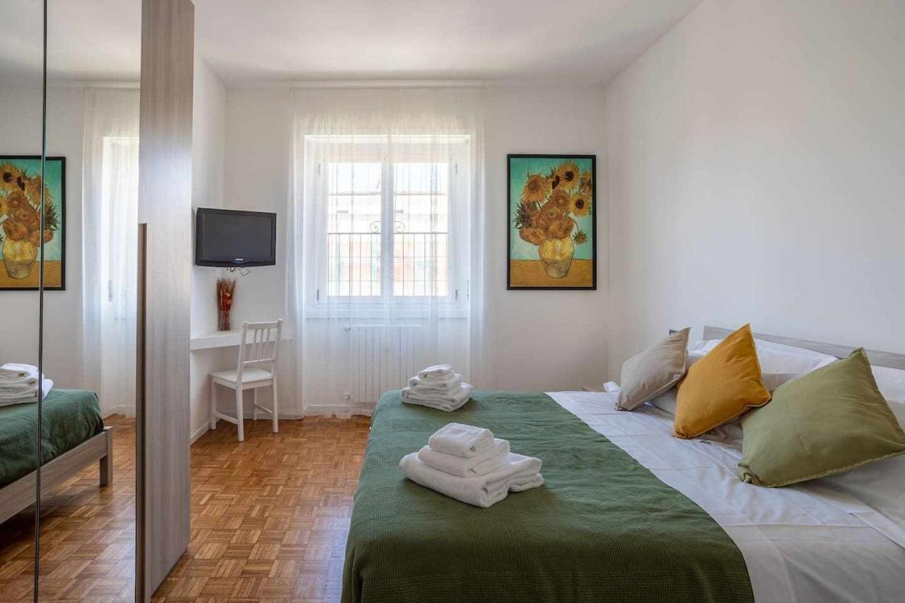 Milano City Apartments - Parking And Comfort - Spacious Apt Up To 8 Pax Kültér fotó
